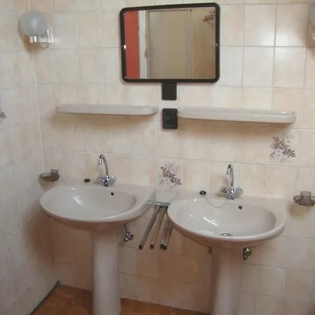 Tulipan Vendeghaz Apartment